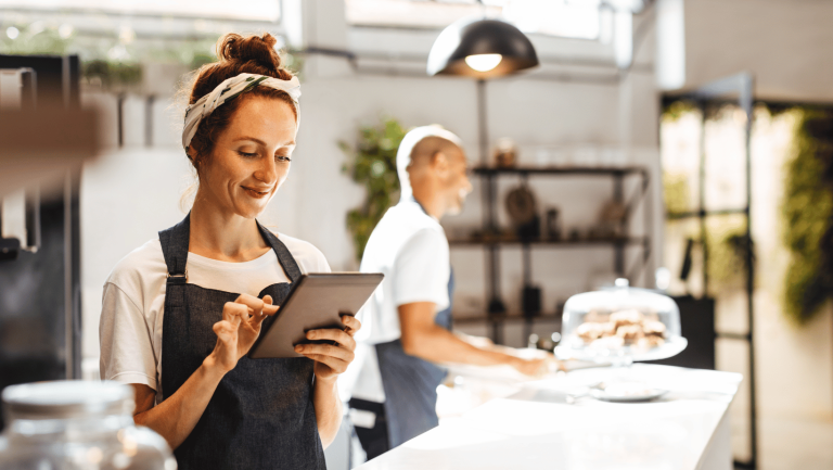 3 Ways to Streamline Your Cafe’s Operations with a Mobile App